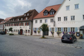 Гостиница Zum Schwarzen Ross, Хильпольтштайн